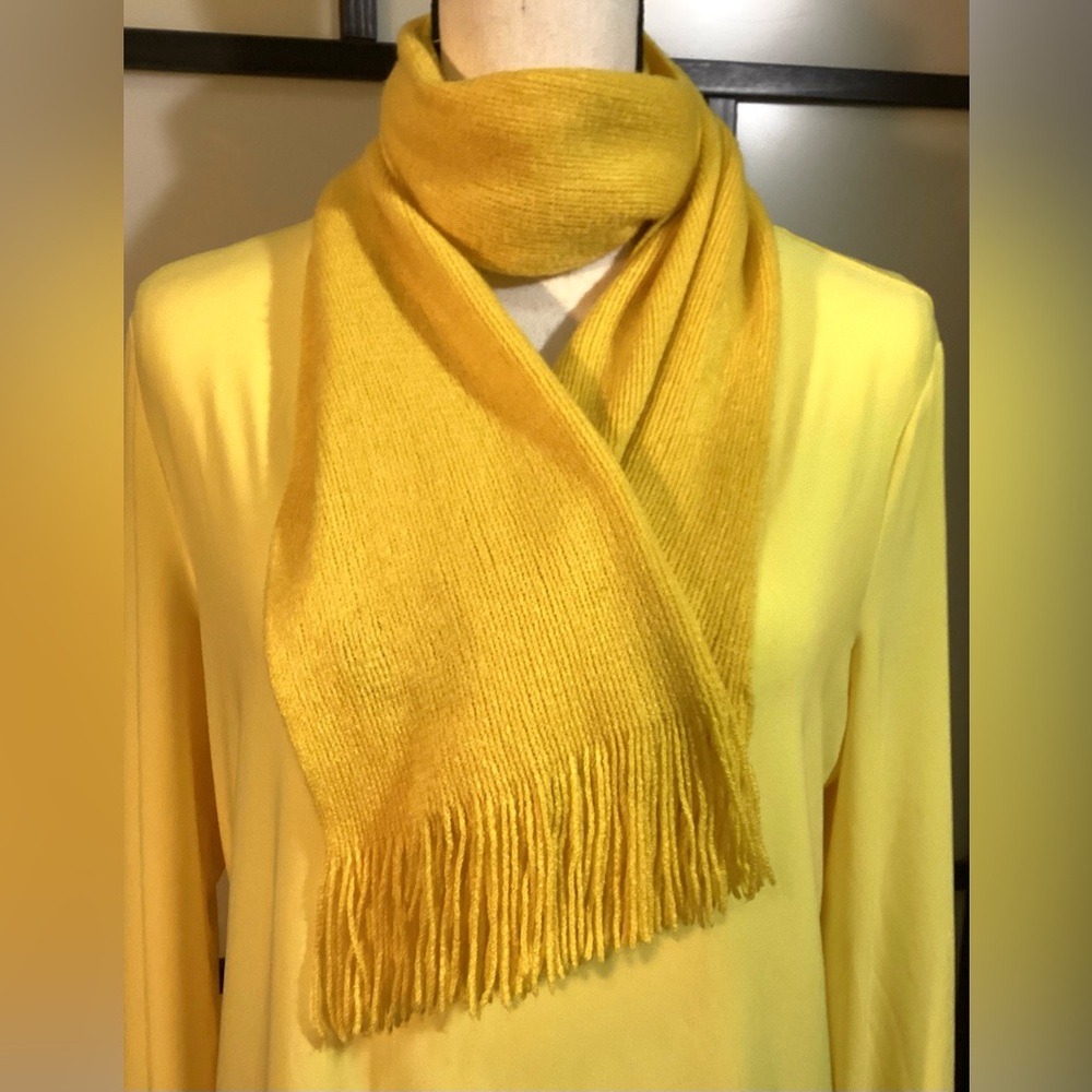 NY & Co yellow knitted scarf